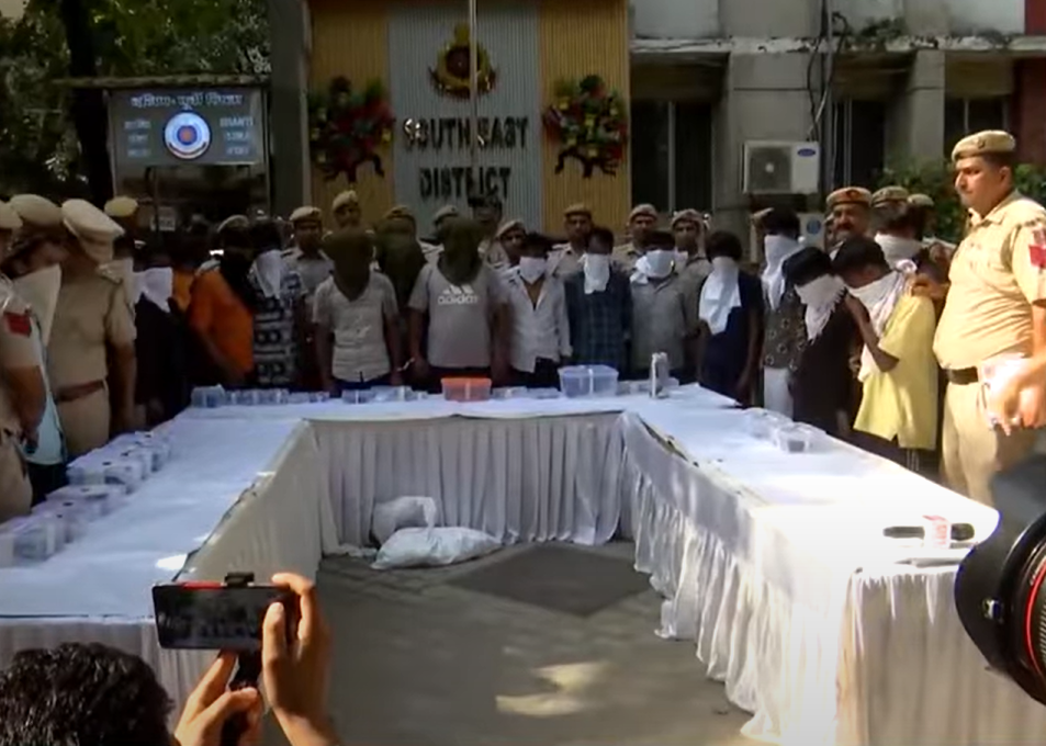Delhi Gogi Gang: दिल्ली पुलिस का ‘ऑपरेशन आघात’: रोहिणी एनकाउंटर में गोगी गैंग के 3 शूटर गिरफ्तार Delhi Police's 'Operation Aghaat': 3 Gogi gang shooters arrested in Rohini encounter
