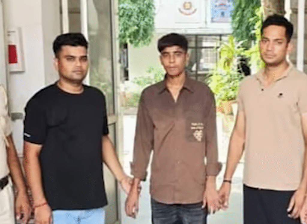 Terror of pickpockets in Delhi: Pockets cleaned in filmy style in Sadar Bazaar, accused Abhay alias 'Chawani' arrested
