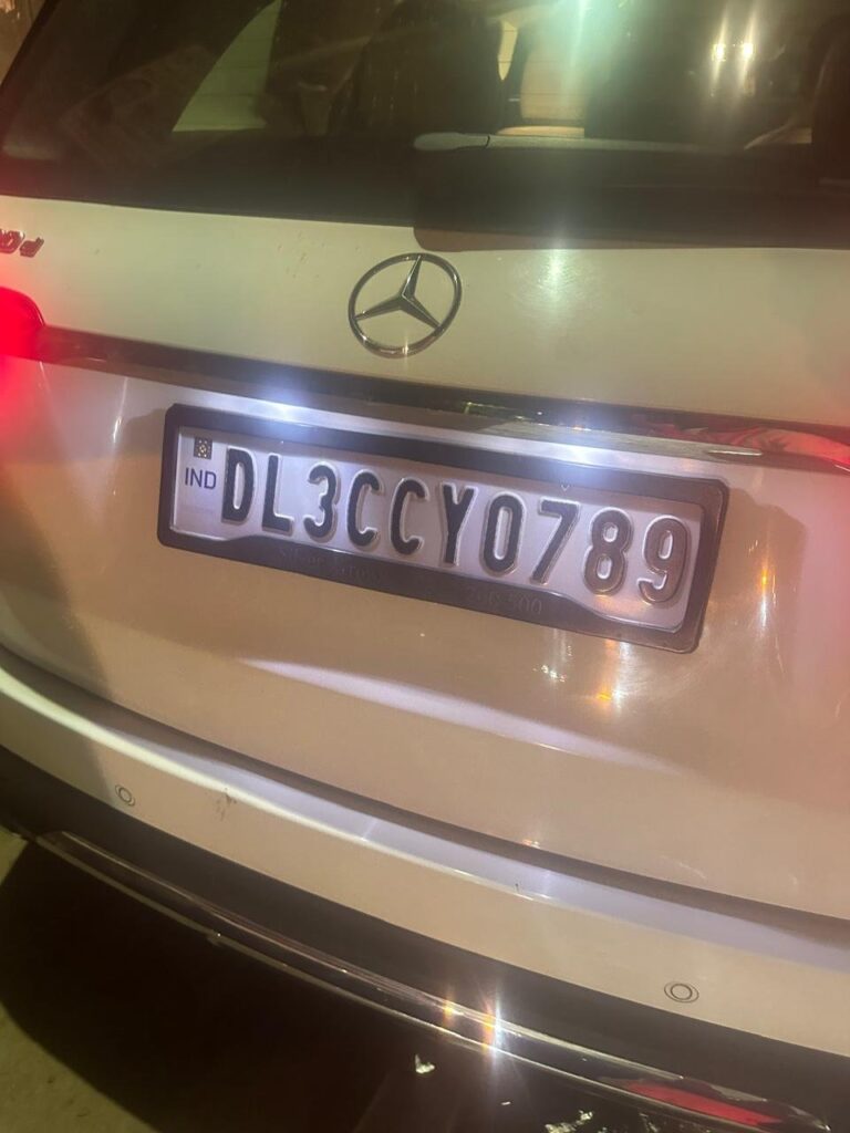 दिल्ली में आर्मी ब्रिगेडियर पर हमला: पत्नी ने पुलिस पर लापरवाही के लगाए आरोप, FIR दर्ज; सेना ने त्वरित कार्रवाई की मांग की