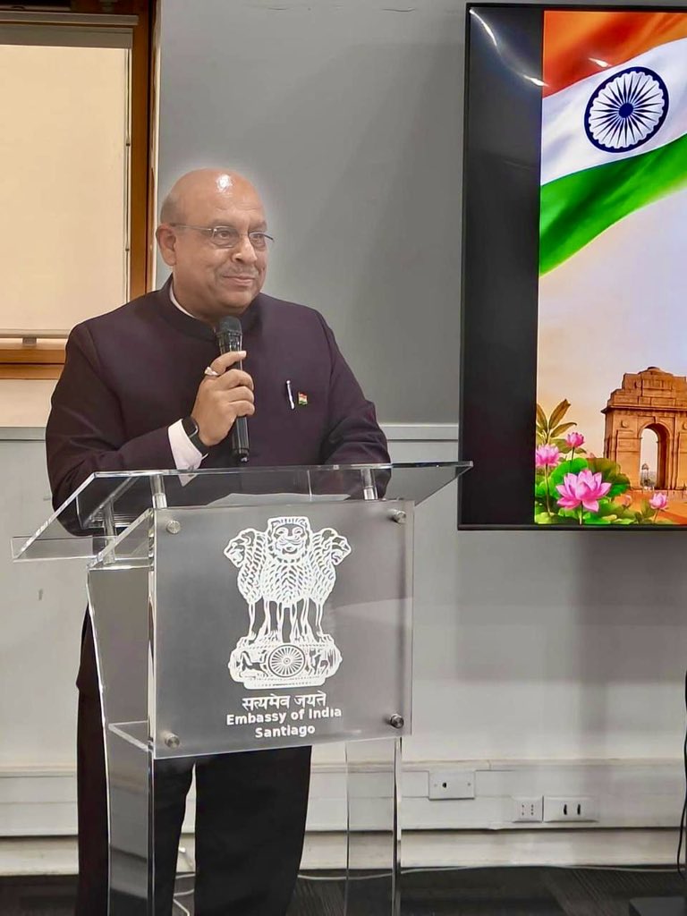 विजेंद्र गुप्ता ने चिली के भारतीय परिवारों को दिल्ली विधानसभा आने का न्योता दिया, युवाओं से सांस्कृतिक जड़ों से जुड़े रहने की अपील